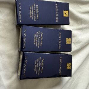 Estée Lauder Double Wear Foundation